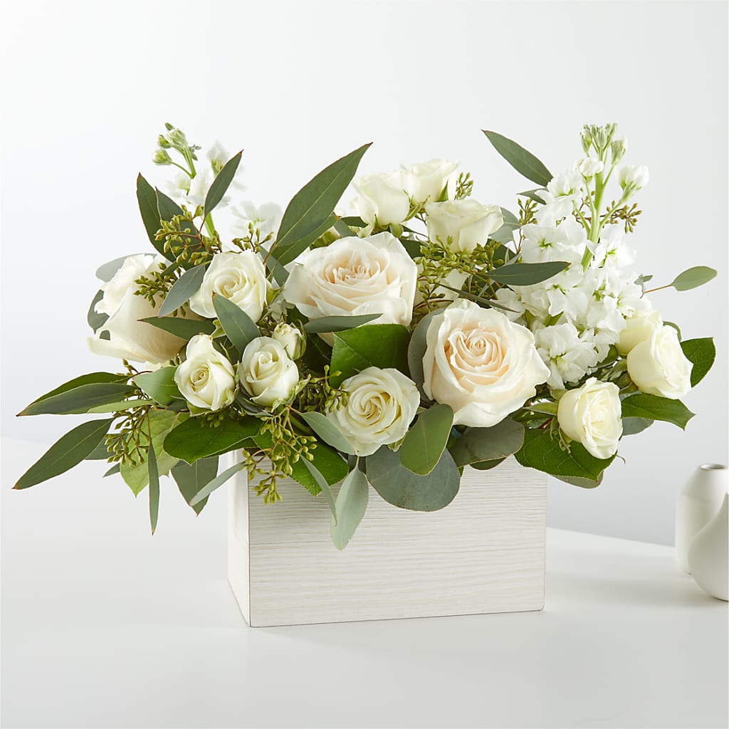 Fresh Linen Box Bouquet – Flover, Wallington NJ