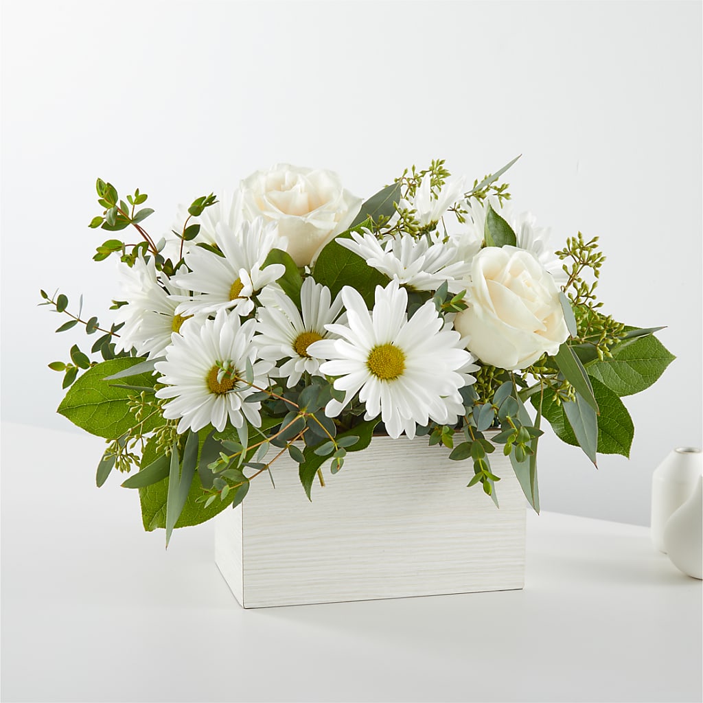 Fresh Linen Box Bouquet – Flover, Wallington NJ
