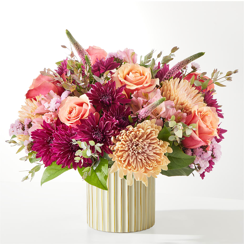 Berry Cobbler Bouquet with Ivory Vase – Flover, Wallington NJ