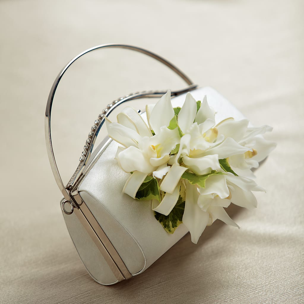 White Purse Decor – Flover, Wallington NJ