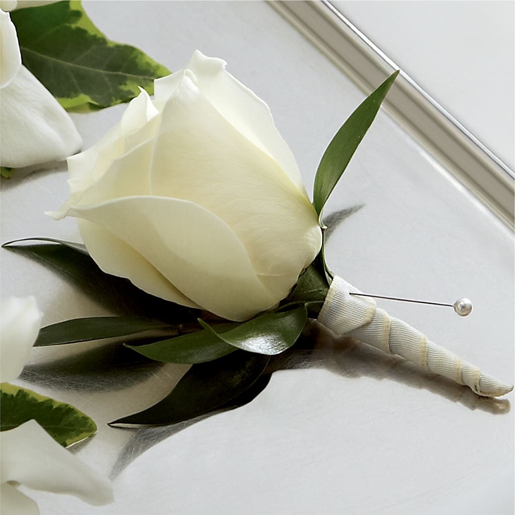 White Rose Boutonniere – Flover, Wallington NJ