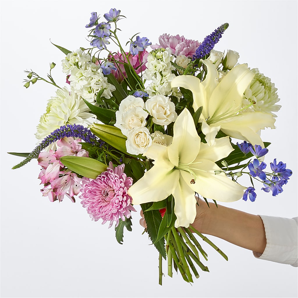 Winter Celebration Bouquet –  Flover, Wallington NJ