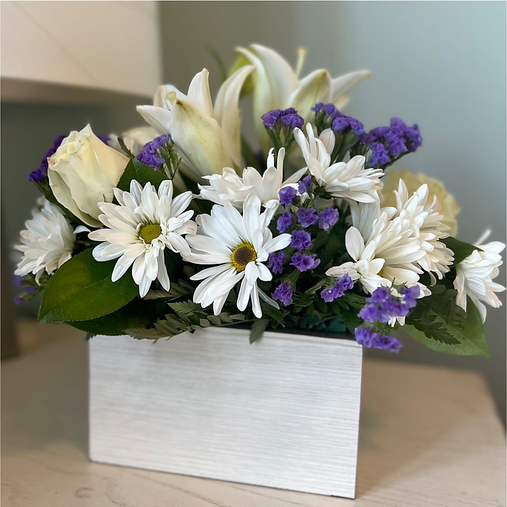 Beyond Blue Box Bouquet –  Flover, Wallington NJ