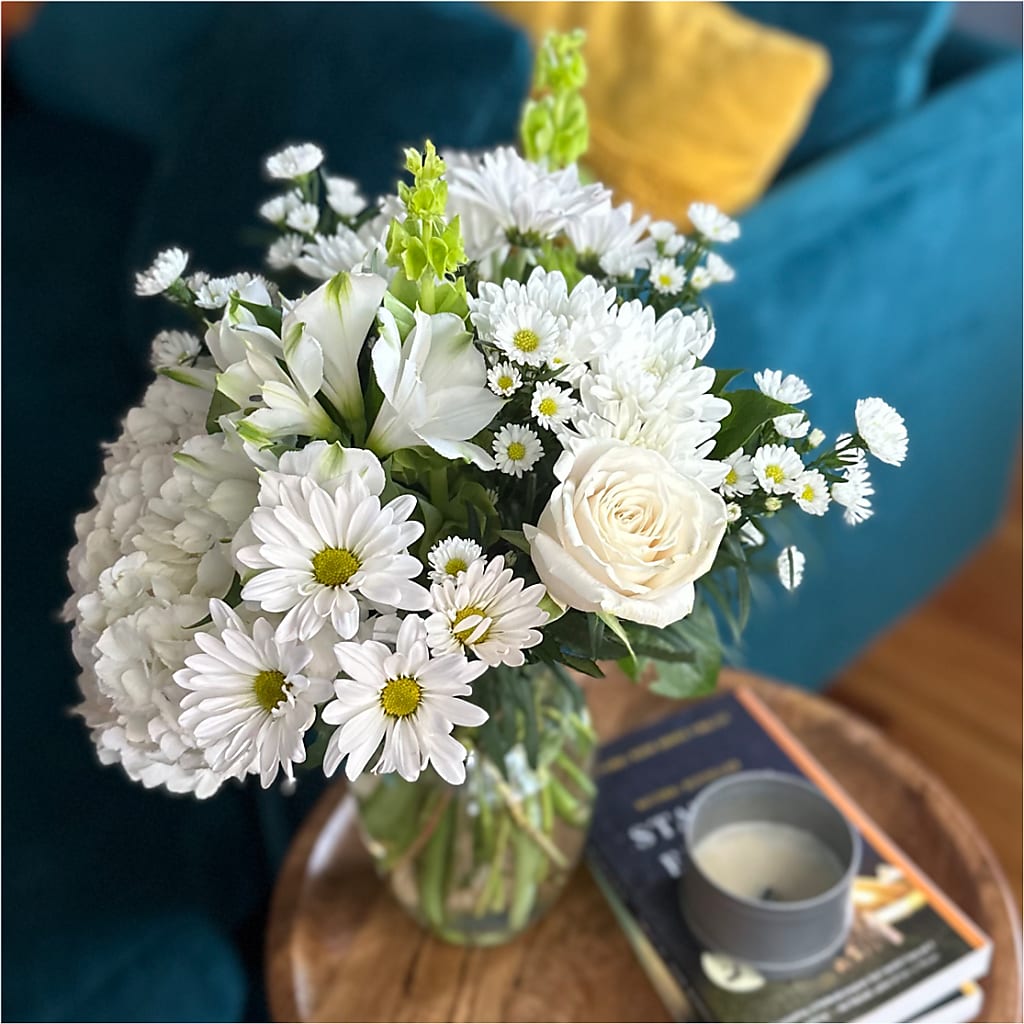 Classic Ivory – A Florist Original –  Flover, Wallington NJ