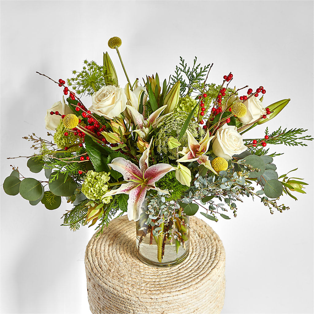 Berry & Bright Bouquet –  Flover, Wallington NJ